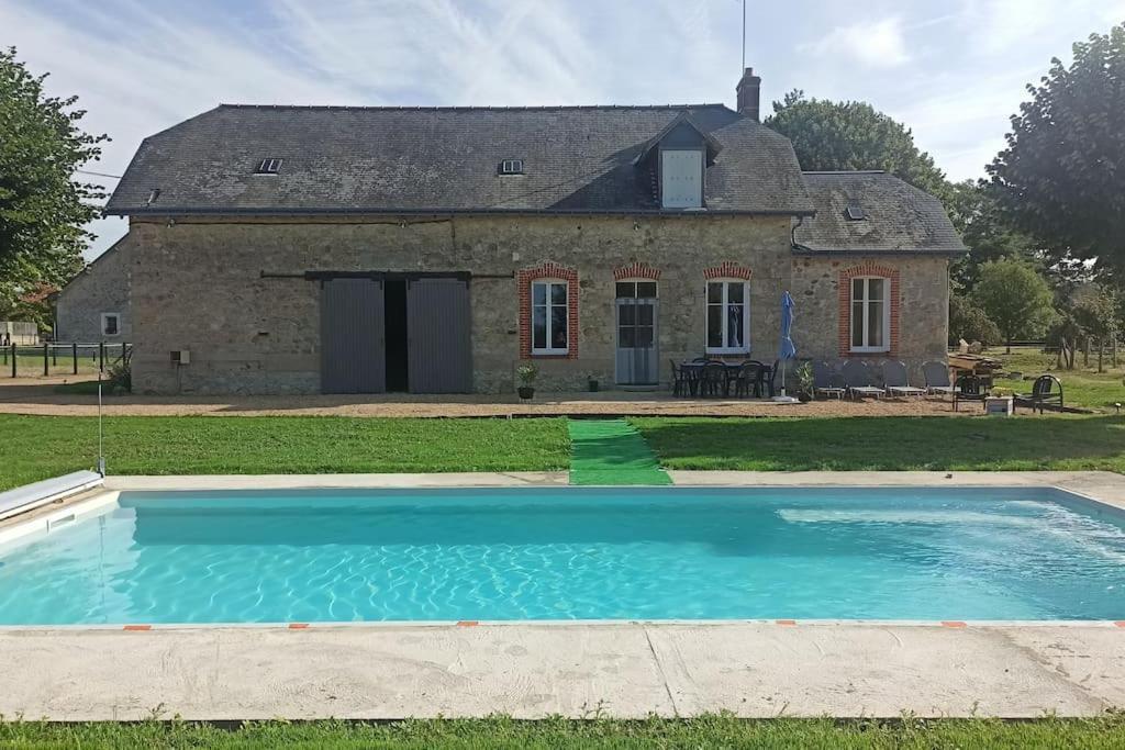 A La Campagne -maison Individuelle -piscine Ferienhaus *